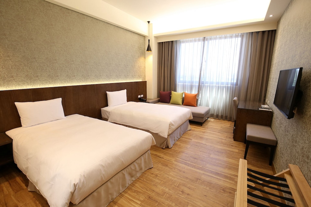 sunrise hotel and resort taimali