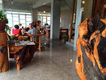 water reflections at ease