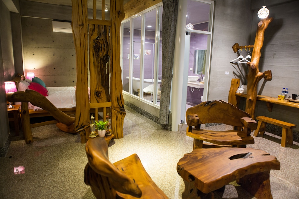 water reflections at ease