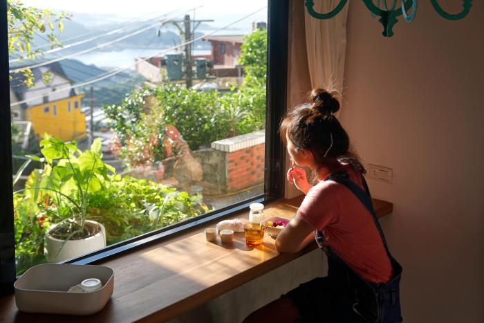 owlstay jiufen wander