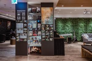 taiwan youth hostel and capsule hostel