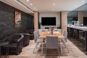 taiwan youth hostel and capsule hostel