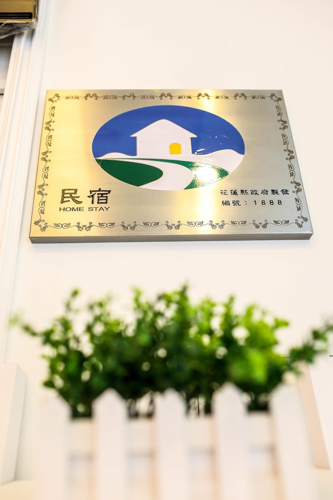 happiness station bandb