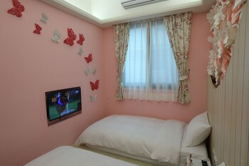 happiness station bandb