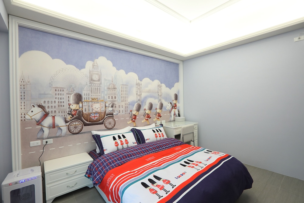 happiness station bandb