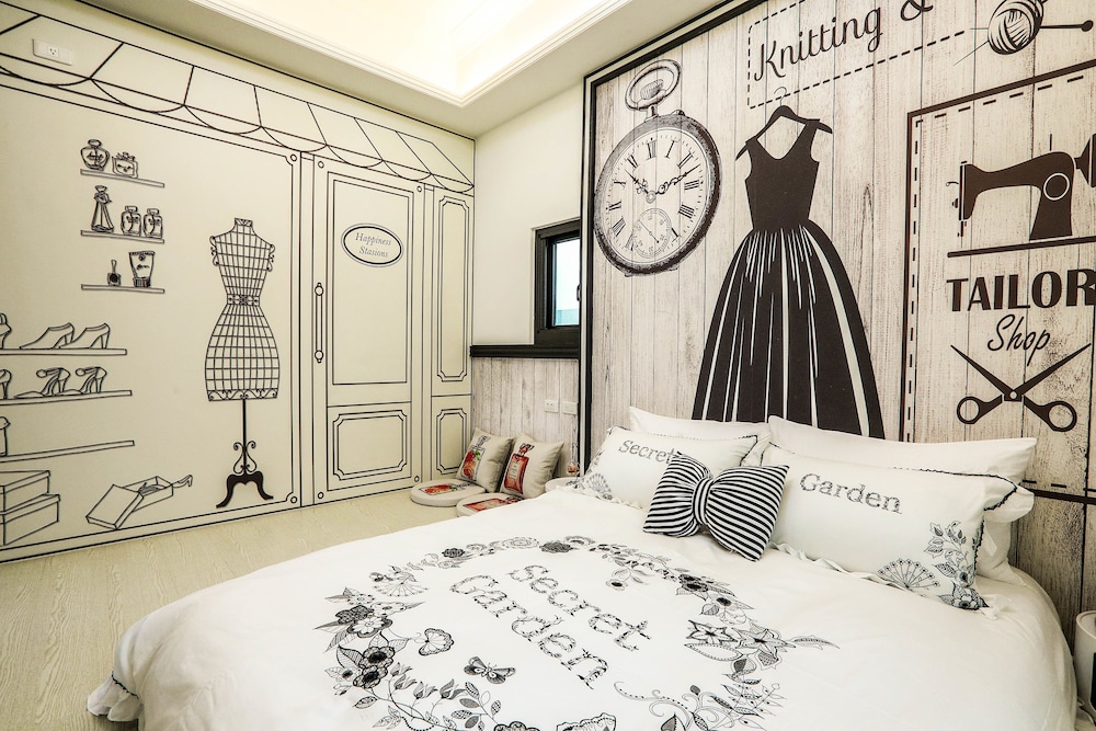 happiness station bandb