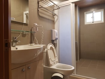 railway traveler bandb