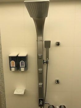 m garden business hotel