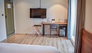 roaders hotel tainan chengda