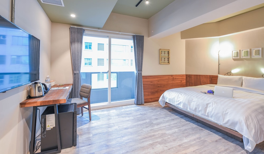 roaders hotel tainan chengda