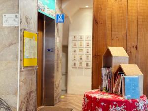 roaders hotel tainan chengda
