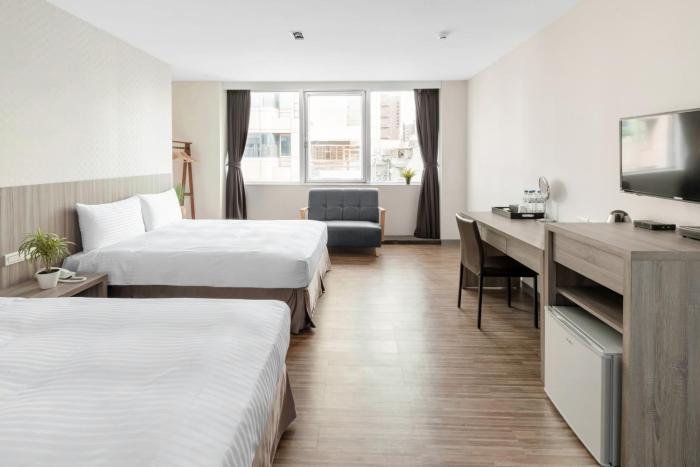 hotel brown chihkan branch