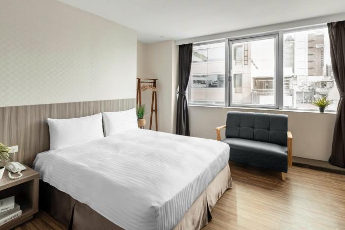 hotel brown chihkan branch