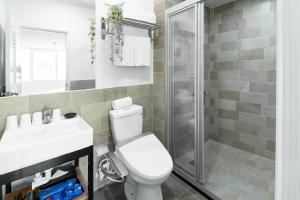 hotel brown chihkan branch