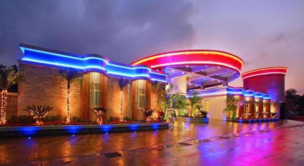 le chateau hotel