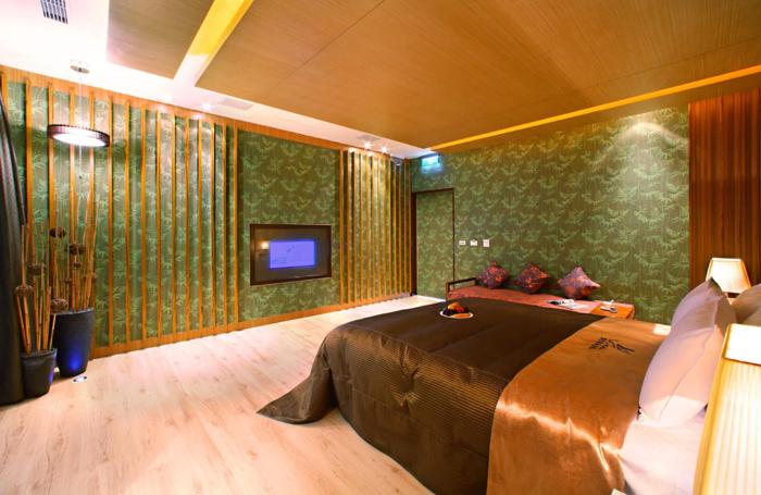 le chateau hotel