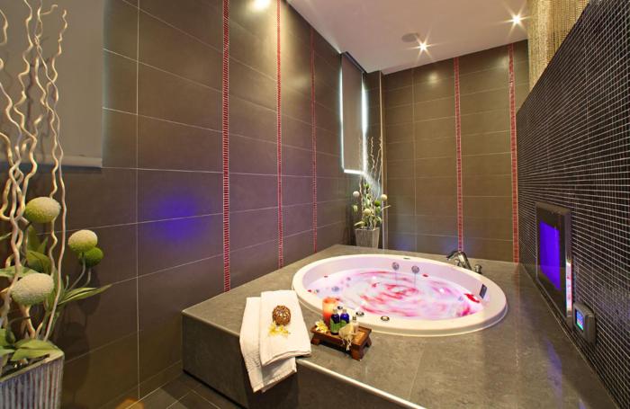 le chateau hotel