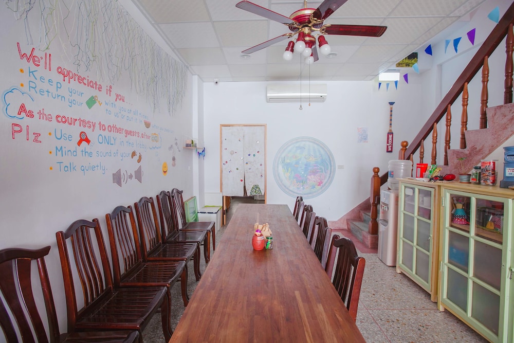 chesdon hostel