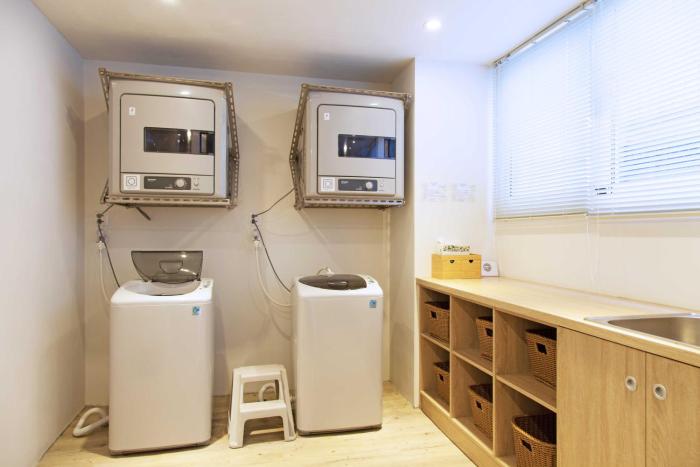 green hotel west district