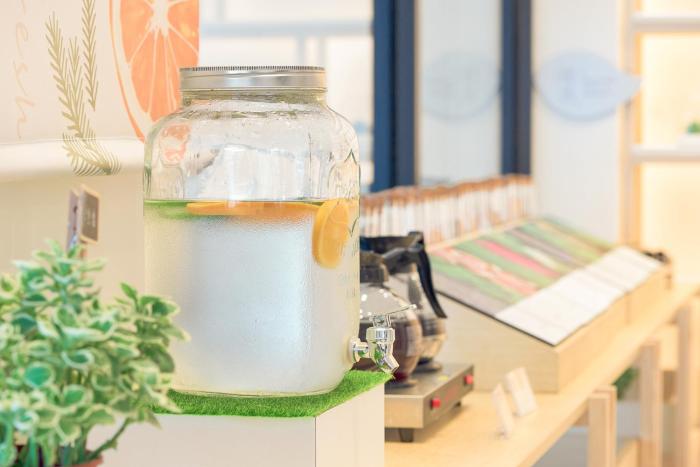 green hotel west district