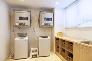 green hotel west district