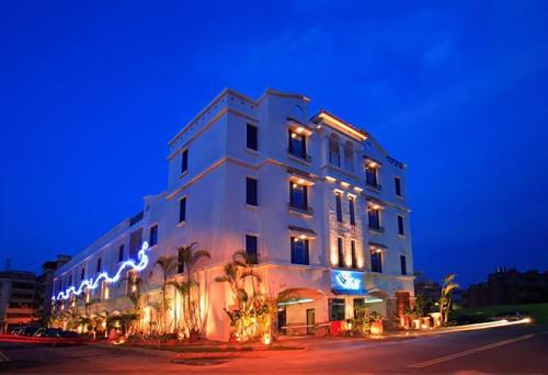 blue coast spa motel