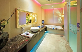 blue coast spa motel