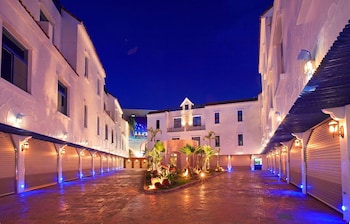 blue coast spa motel