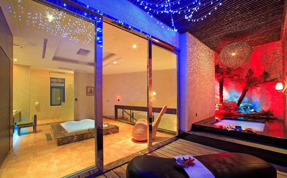 blue coast spa motel