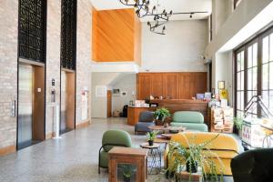 central land hotel