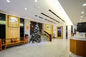 country garden hotel