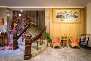country garden hotel