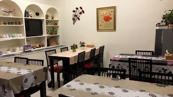 tao heung garden bandb
