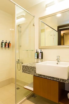 v hotel vacation hotel