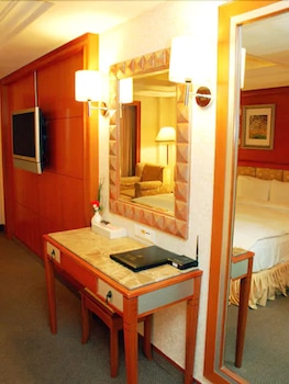 attic hotel