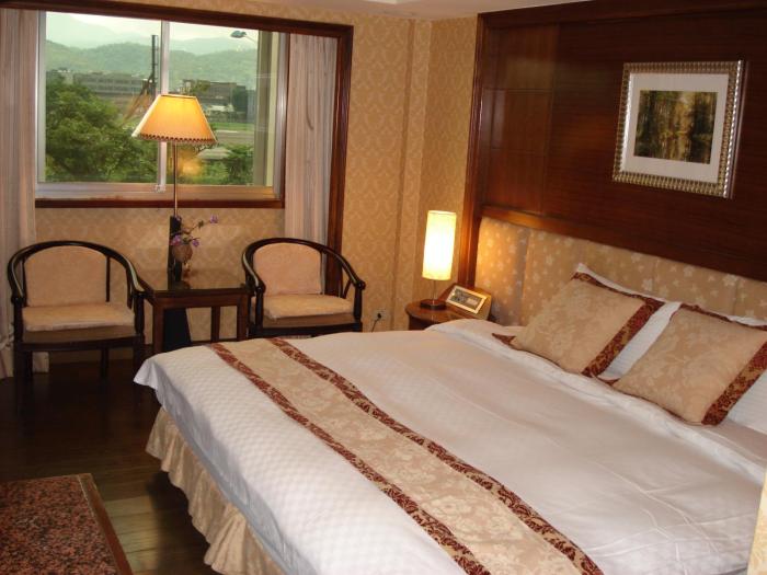 attic hotel