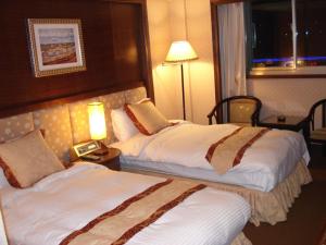 attic hotel