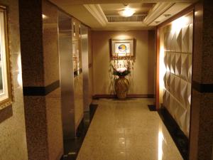 attic hotel