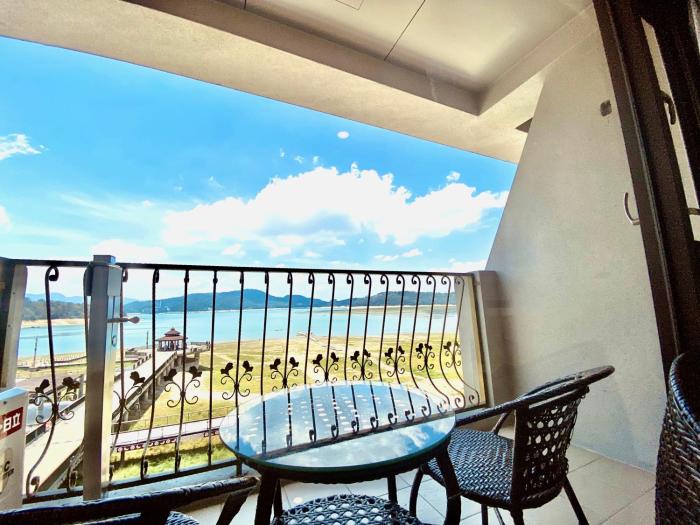 ming yue hu lakeview bnb