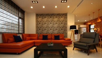 riverbank villa