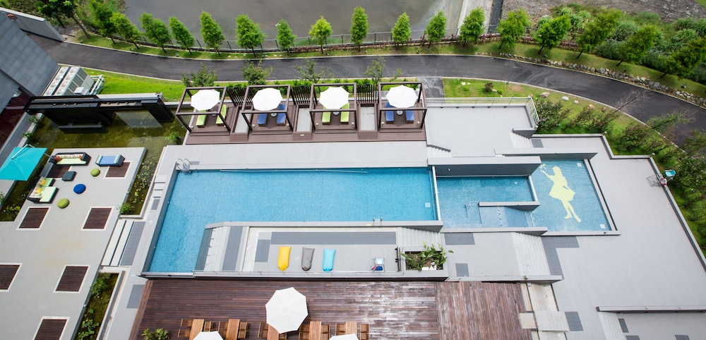 dancewoods hotels and resorts