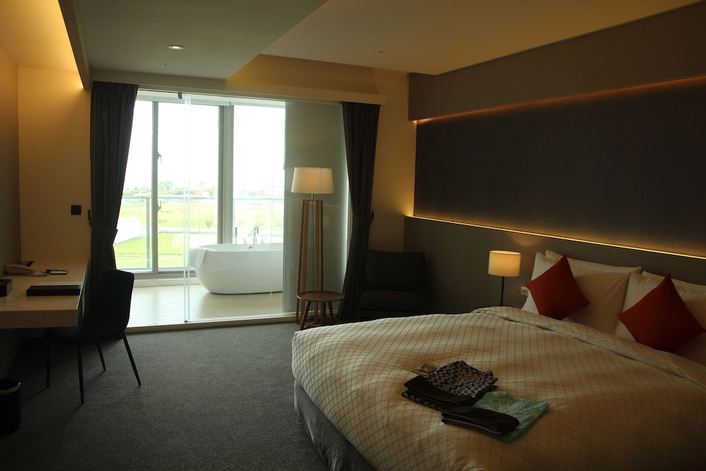 dancewoods hotels and resorts