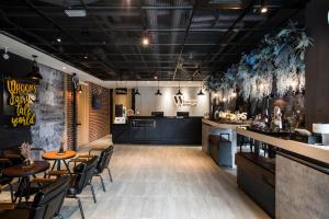 Whoops Hotel,West>>Taichung,3 star