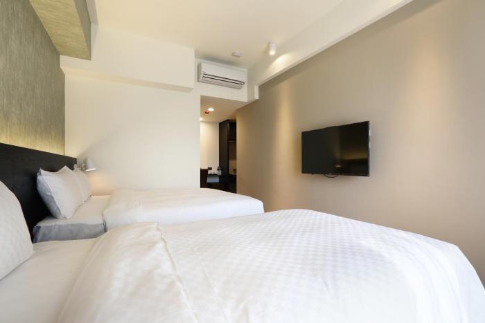 kun tour hotel feng chai