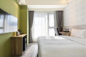 kun tour hotel feng chai