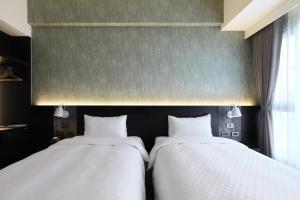 kun tour hotel feng chai