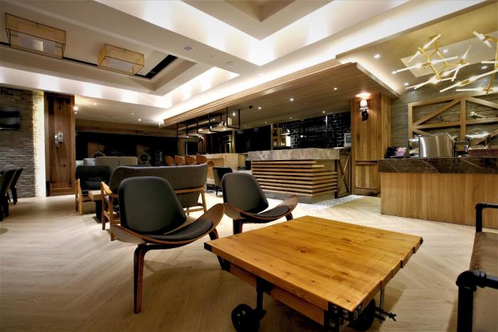 g11 hotel