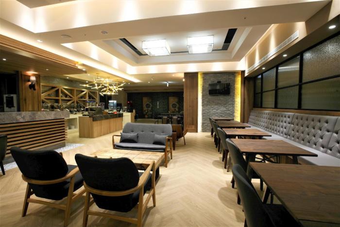 g11 hotel