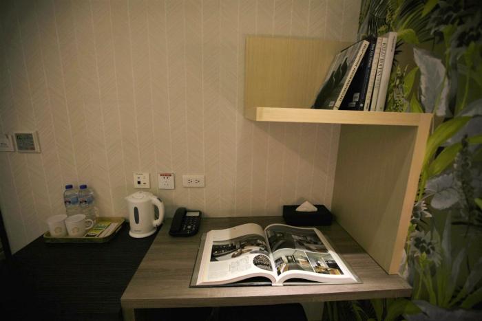 g11 hotel