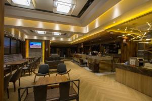 g11 hotel